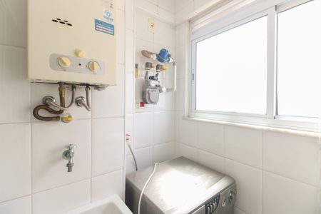 Studio para alugar com 30m², 1 quarto e 1 vaga Studio para alugar com 30m², 1 quarto e 1 vagaÁrea de Serviço