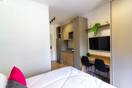 Quarto de kitnet/studio à venda com 1 quarto, 24m² em Vila Cordeiro, São Paulo