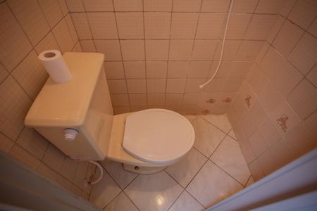 Apartamento à venda com 76m², 2 quartos e 1 vaga Apartamento à venda com 76m², 2 quartos e 1 vagaBANHEIRO DA ÁREA DE SERVIÇO