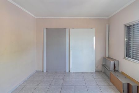 Casa para alugar com 180m², 2 quartos e 1 vaga Casa para alugar com 180m², 2 quartos e 1 vagaQuarto 1