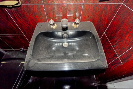 Casa para alugar com 180m², 2 quartos e 1 vaga Casa para alugar com 180m², 2 quartos e 1 vagaBanheiro Social