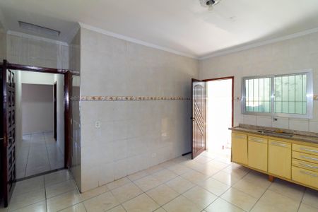 Casa para alugar com 180m², 2 quartos e 1 vaga Casa para alugar com 180m², 2 quartos e 1 vagaCozinha