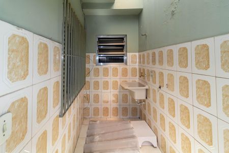 Casa para alugar com 180m², 2 quartos e 1 vaga Casa para alugar com 180m², 2 quartos e 1 vagaÁrea de Serviço