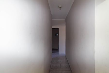 Casa para alugar com 180m², 2 quartos e 1 vaga Casa para alugar com 180m², 2 quartos e 1 vagaCorredor