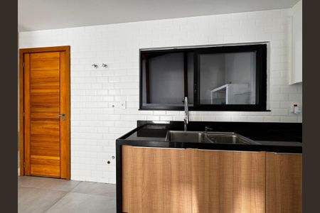 Casa de condomínio para alugar com 300m², 3 quartos e 2 vagasCozinha