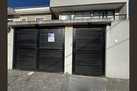 Casa de condomínio para alugar com 300m², 3 quartos e 2 vagasPlaquinha Quinto Andar