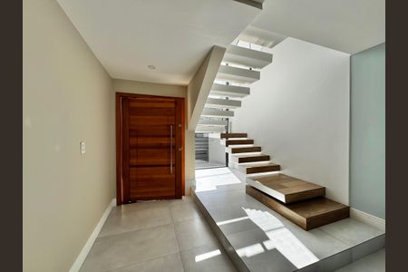 Casa de condomínio para alugar com 300m², 3 quartos e 2 vagasSala