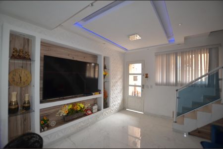 Sala de casa para alugar com 2 quartos, 72m² em Cascadura, Rio de Janeiro