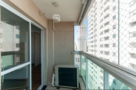 Apartamento para alugar com 34m², 1 quarto e 1 vagaVaranda