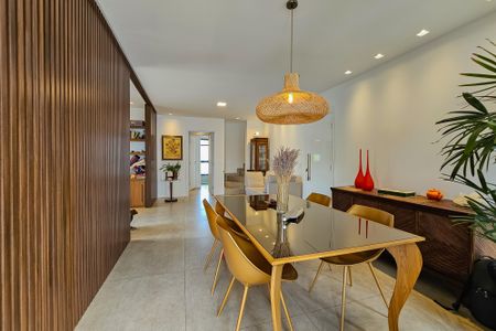 Sala de apartamento à venda com 2 quartos, 200m² em Carmo, Belo Horizonte