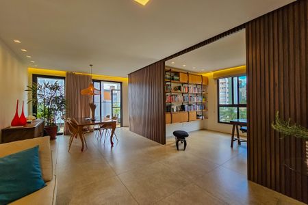 Sala de apartamento à venda com 2 quartos, 200m² em Carmo, Belo Horizonte