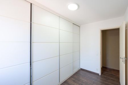 Apartamento à venda com 84m², 3 quartos e 2 vagas Apartamento à venda com 84m², 3 quartos e 2 vagasQuarto 2