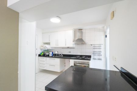 Apartamento à venda com 84m², 3 quartos e 2 vagas Apartamento à venda com 84m², 3 quartos e 2 vagasCozinha