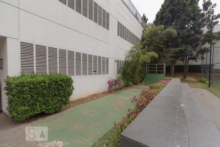 Apartamento à venda com 84m², 3 quartos e 2 vagas Apartamento à venda com 84m², 3 quartos e 2 vagasPista de skate