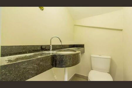 Casa para alugar com 190m², 3 quartos e 2 vagas Casa para alugar com 190m², 3 quartos e 2 vagasLavabo