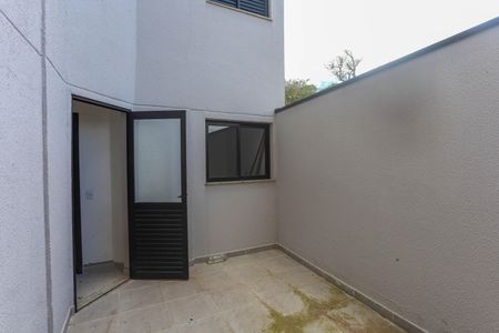 Apartamento à venda com 40m², 2 quartos e 1 vagaÁrea comum