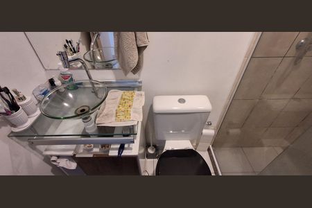 Apartamento à venda com 80m², 3 quartos e 1 vaga Apartamento à venda com 80m², 3 quartos e 1 vagaBanheiro Social