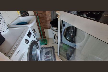 Apartamento à venda com 80m², 3 quartos e 1 vaga Apartamento à venda com 80m², 3 quartos e 1 vagaÁrea de Serviço