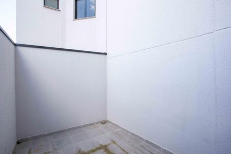 Apartamento à venda com 40m², 2 quartos e 1 vagaÁrea comum