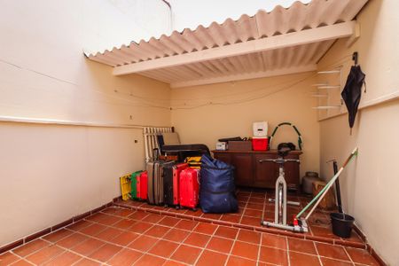 Casa de condomínio à venda com 90m², 2 quartos e 1 vaga Casa de condomínio à venda com 90m², 2 quartos e 1 vagaQuintal