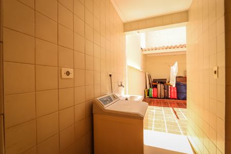 Casa de condomínio à venda com 90m², 2 quartos e 1 vaga Casa de condomínio à venda com 90m², 2 quartos e 1 vagaLavanderia