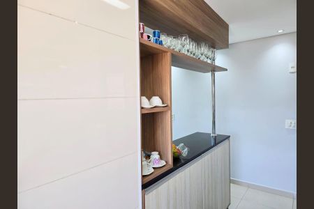 Apartamento à venda com 47m², 2 quartos e 1 vaga Apartamento à venda com 47m², 2 quartos e 1 vagaCozinha e Área de Serviço