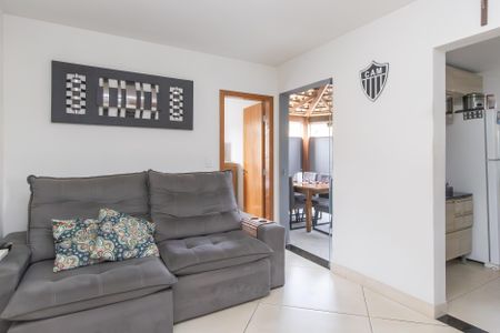 Sala de apartamento à venda com 3 quartos, 90m² em São Gotardo, Belo Horizonte