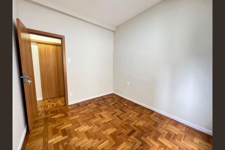 Apartamento à venda com 80m², 3 quartos e 1 vaga