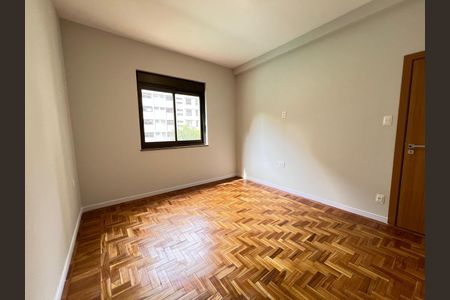 Apartamento à venda com 80m², 3 quartos e 1 vaga