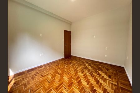 Apartamento à venda com 3 quartos, 80m² em Serra, Belo Horizonte