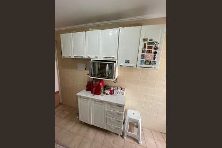 Cozinha de apartamento à venda com 2 quartos, 54m² em Jardim Celeste, São Paulo