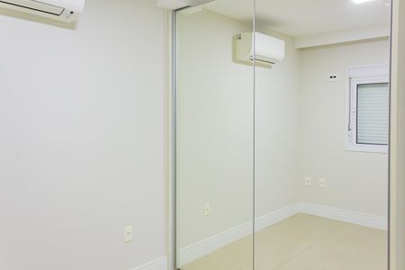 Apartamento à venda com 108m², 3 quartos e 2 vagas Apartamento à venda com 108m², 3 quartos e 2 vagasQuarto 2