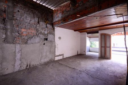 Sala/Quarto  de casa para alugar com 1 quarto, 150m² em Vila Santo Estefano, São Paulo