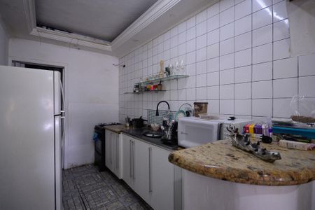 Cozinha  de casa para alugar com 1 quarto, 200m² em Vila Santo Estefano, São Paulo