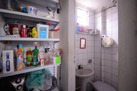 Banheiro  de casa para alugar com 1 quarto, 200m² em Vila Santo Estefano, São Paulo