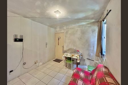 Sala de apartamento à venda com 2 quartos, 38m² em Canudos, Novo Hamburgo