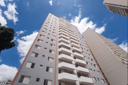 Apartamento à venda com 120m², 4 quartos e 2 vagas Apartamento à venda com 120m², 4 quartos e 2 vagasFachada
