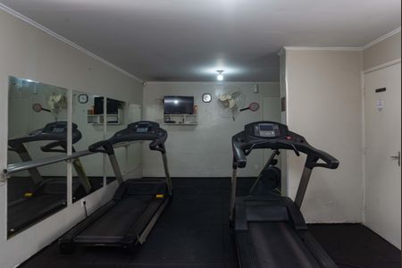 Apartamento à venda com 120m², 4 quartos e 2 vagas Apartamento à venda com 120m², 4 quartos e 2 vagasÁrea Comum - Academia