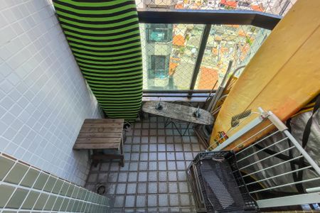 Apartamento para alugar com 130m², 3 quartos e 2 vagas Apartamento para alugar com 130m², 3 quartos e 2 vagasSacada do Quarto 2