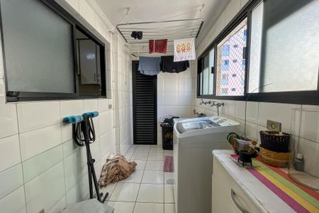 Apartamento para alugar com 130m², 3 quartos e 2 vagas Apartamento para alugar com 130m², 3 quartos e 2 vagasÁrea de Serviço