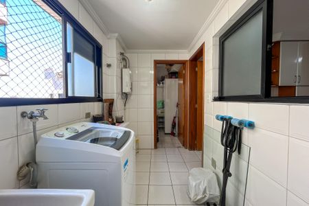 Apartamento para alugar com 130m², 3 quartos e 2 vagas Apartamento para alugar com 130m², 3 quartos e 2 vagasÁrea de Serviço