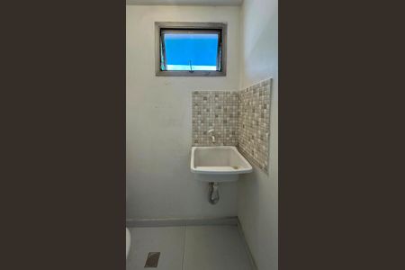 Apartamento à venda com 106m², 3 quartos e 2 vagasBanheiro de Serviço