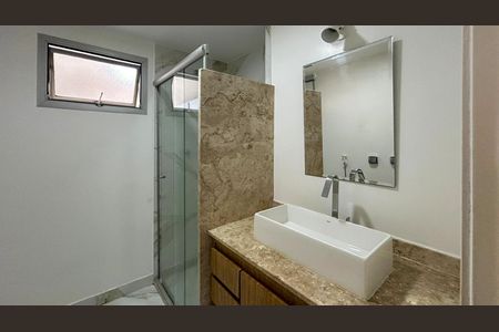 Apartamento à venda com 106m², 3 quartos e 2 vagasBanheiro Social