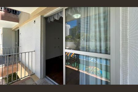 Varanda de apartamento à venda com 3 quartos, 106m² em Vila Sofia, São Paulo