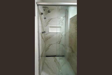 Apartamento à venda com 106m², 3 quartos e 2 vagasBanheiro Social