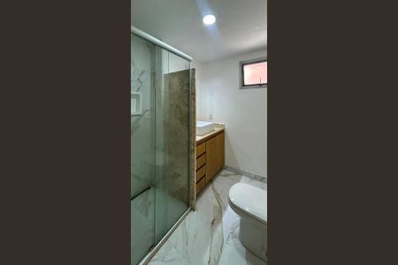 Apartamento à venda com 106m², 3 quartos e 2 vagasBanheiro da Suíte