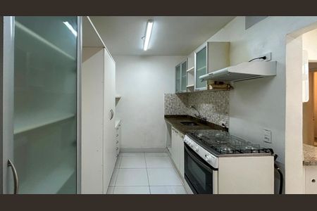 Apartamento à venda com 106m², 3 quartos e 2 vagasCozinha