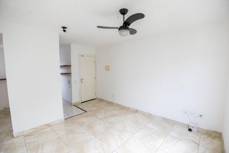 Sala de apartamento para alugar com 1 quarto, 40m² em Campo Grande, Rio de Janeiro