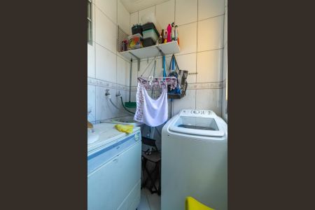 Apartamento à venda com 49m², 2 quartos e 1 vaga Apartamento à venda com 49m², 2 quartos e 1 vagaÁrea de Serviço