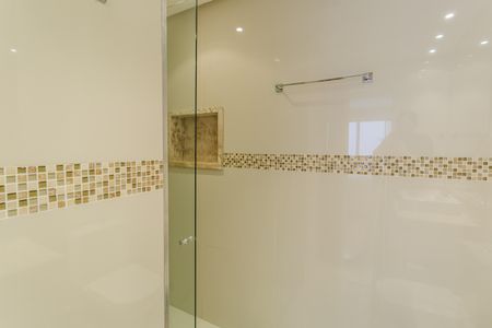 Apartamento para alugar com 100m², 2 quartos e 1 vaga Apartamento para alugar com 100m², 2 quartos e 1 vagaBanheiro da Suíte 2